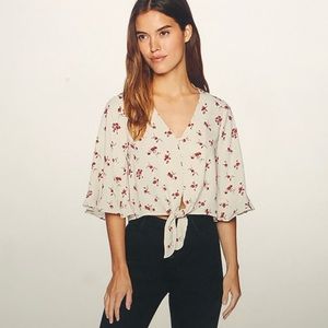 NWT Moon River Front Tie Blouse.